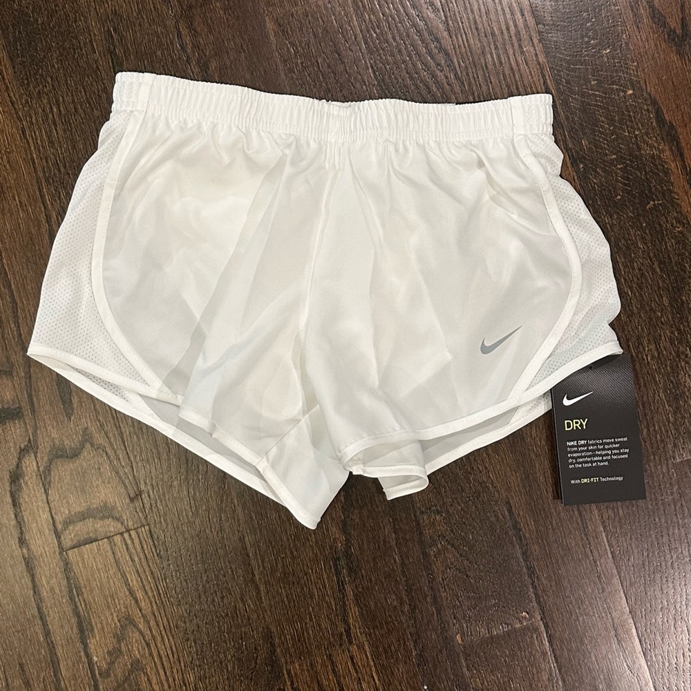 Nike GIRLS Small White Shorts